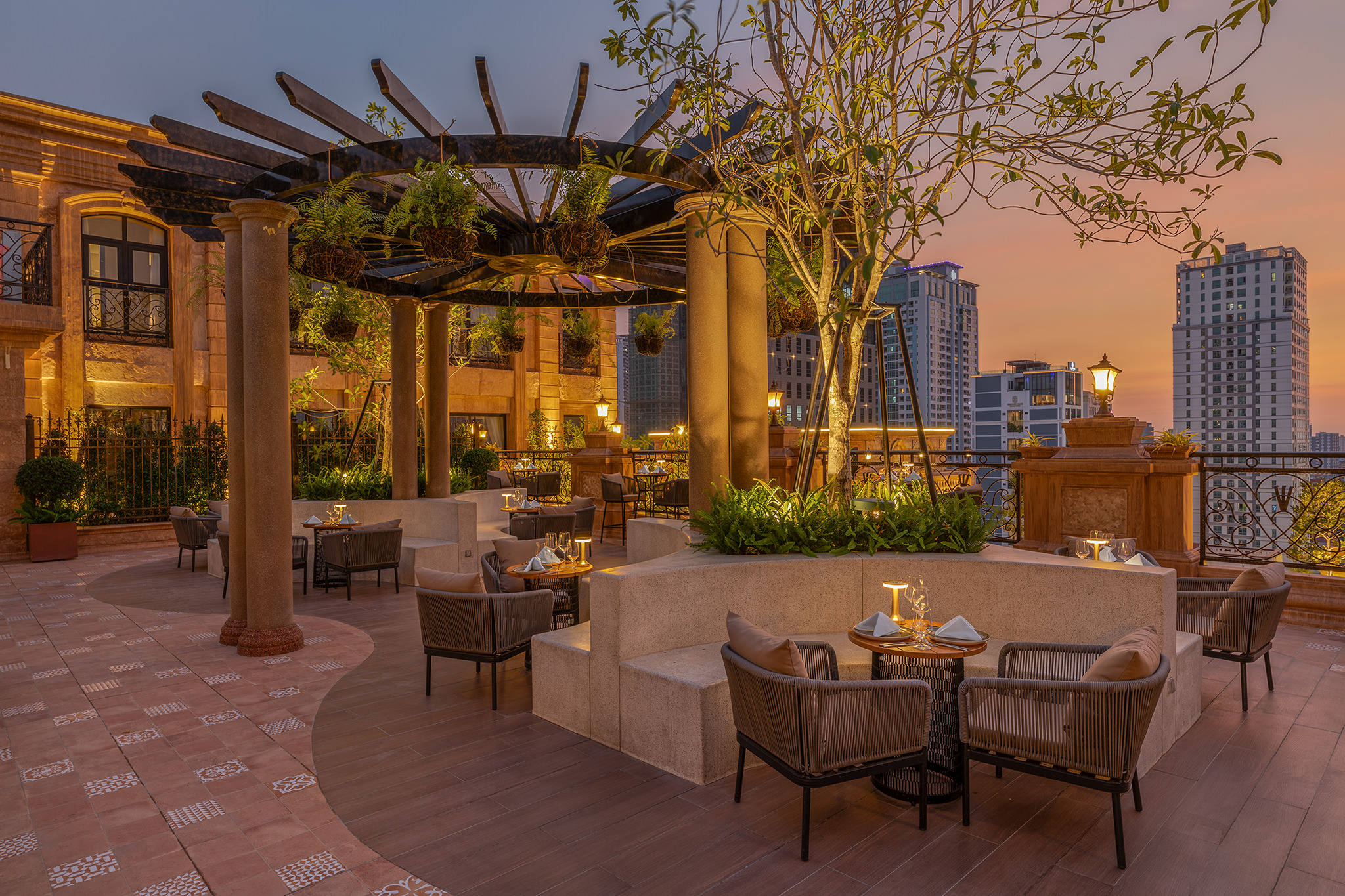 15 - Sky Bar Terrace 2