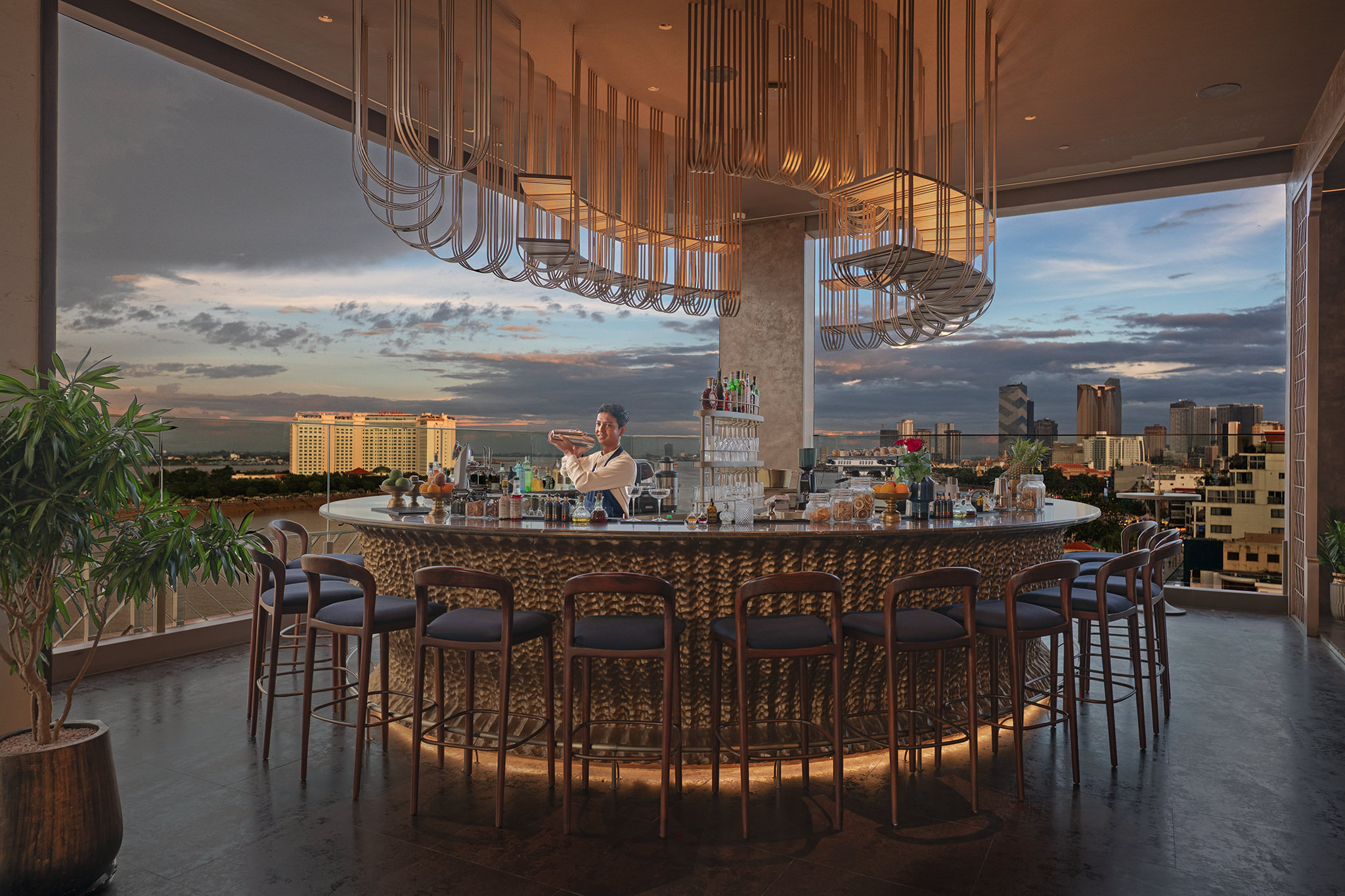 Soma Hotel Riverside BAR