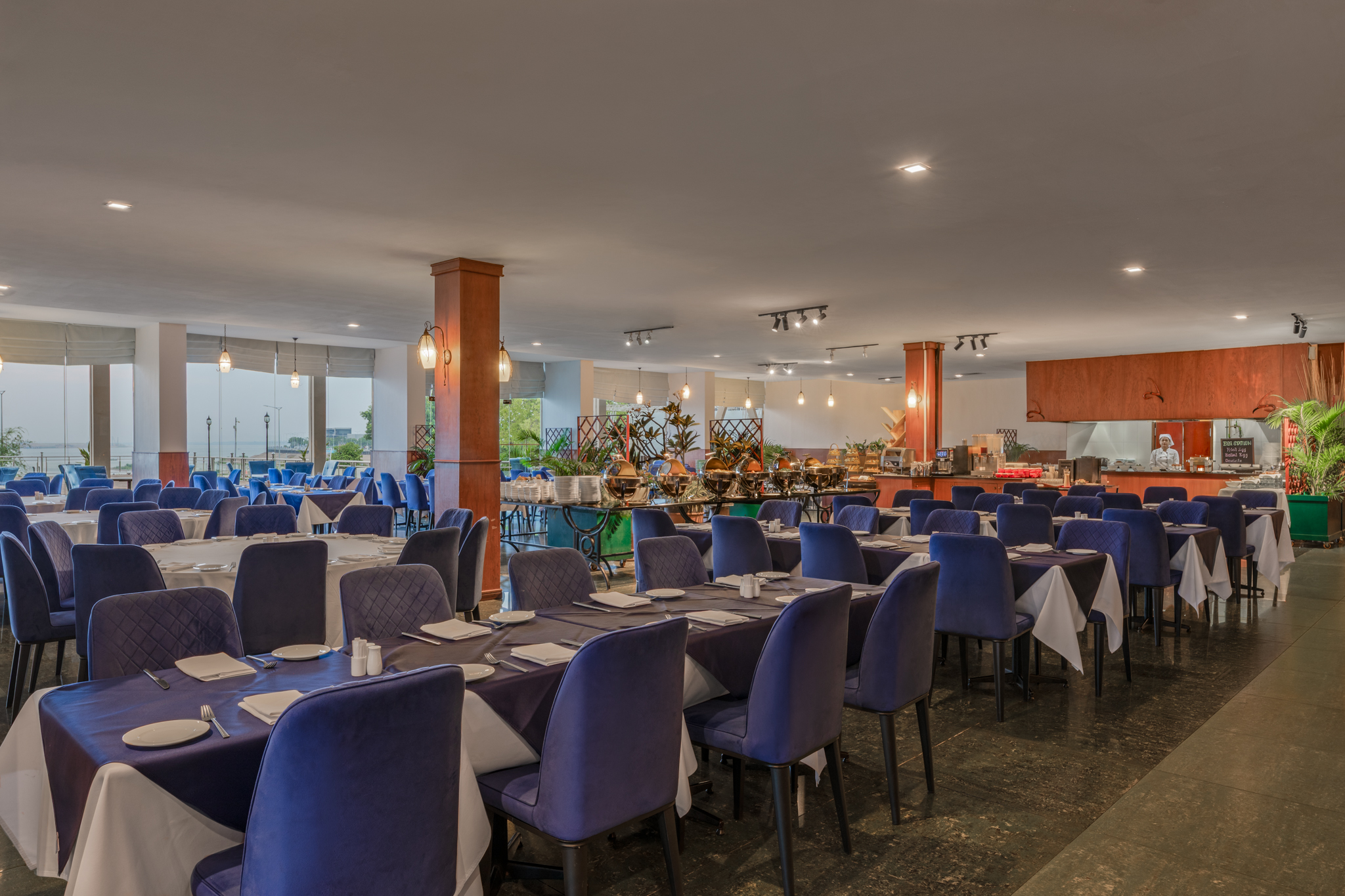 Restaurant Breakfast Hotel Cambodiana