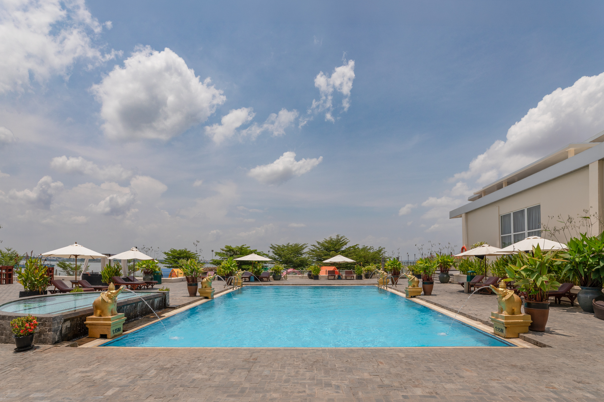 Swimmig Pool