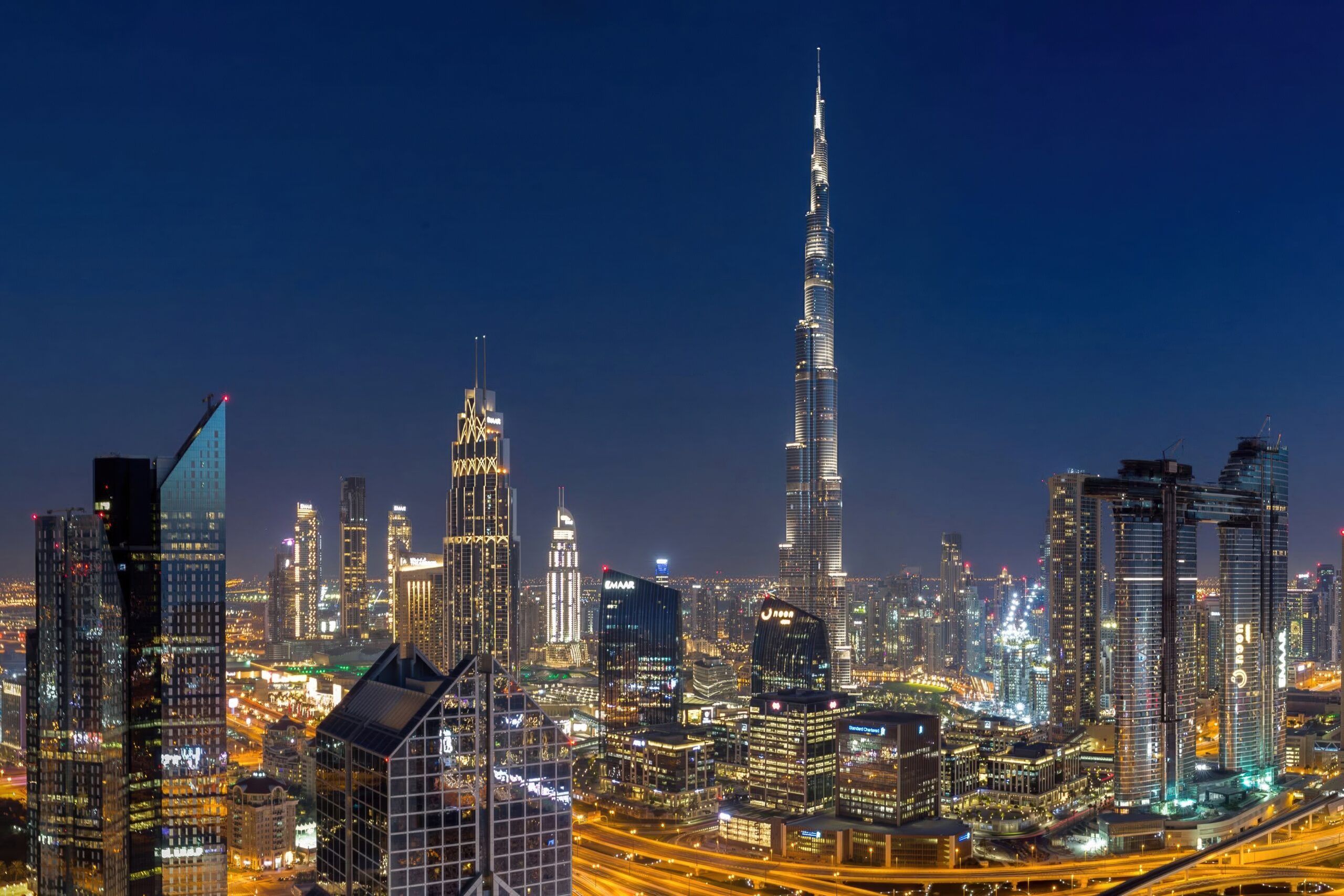 dubai-skyline-burj-khalifa-blue-hour-uae